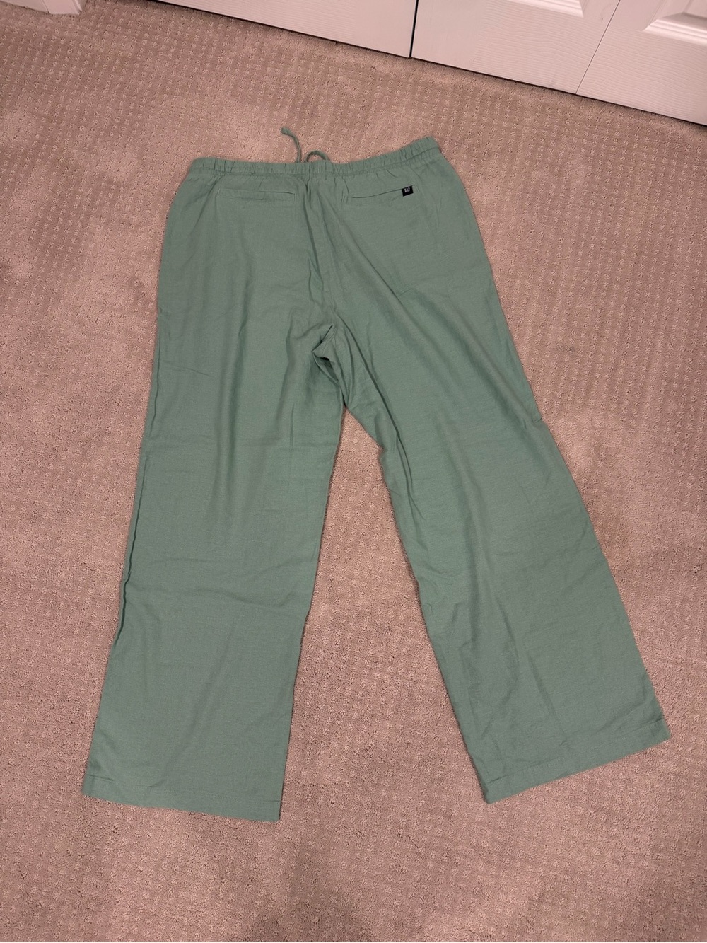 NWOT Gap Seafoam green linen pants
